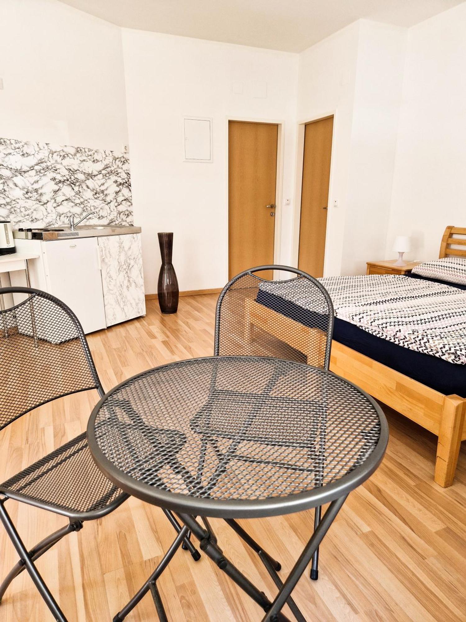 Youth Hostel Service Bécs Kültér fotó
